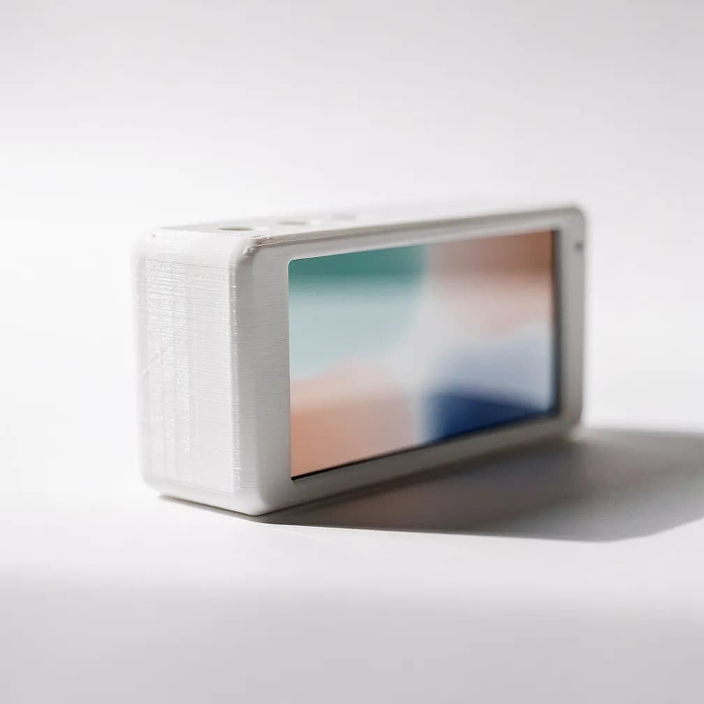 Maquette d'objet connecté — blanc