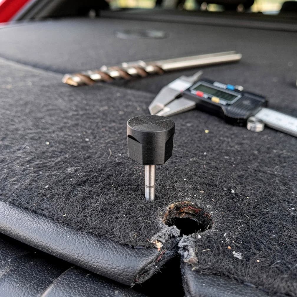Ergot de plage arrière de Golf 6 cassé : comment le réparer pour de bon